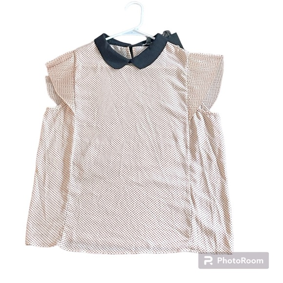 Adrianna Papell Peter Pan collar flutter sleeve NWT preppy blouse. Size medium - Picture 2 of 3